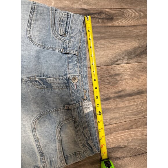 Mudd Vintage Y2K Womens Denim Shorts Size 11 Light Wash Ramie Blend Summer Casua - Picture 3 of 6